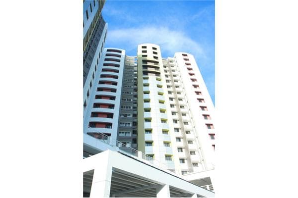 Exterior View 6