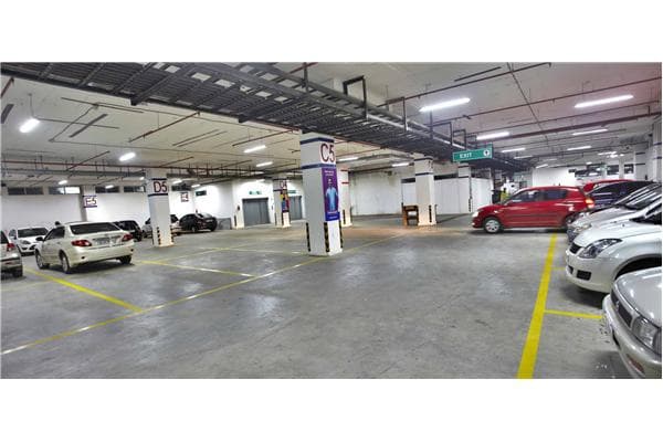 Interior View 12
