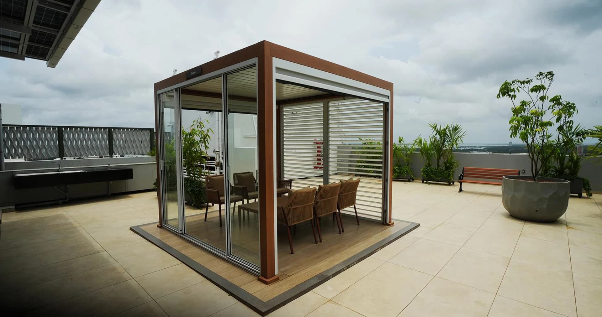 Exterior View 4