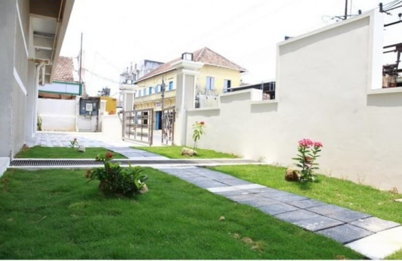 Exterior View 2