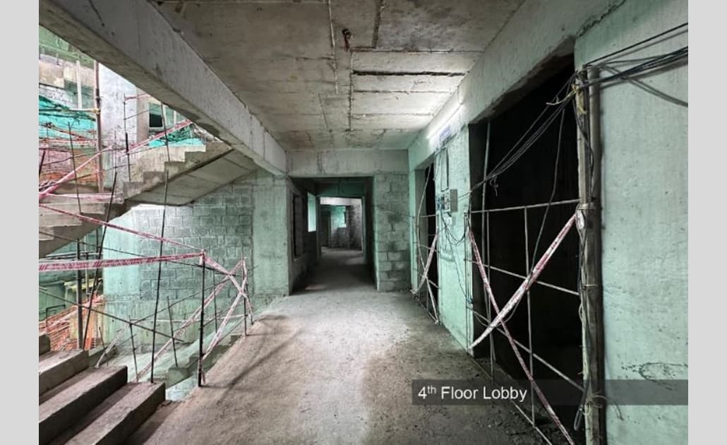Interior View 15